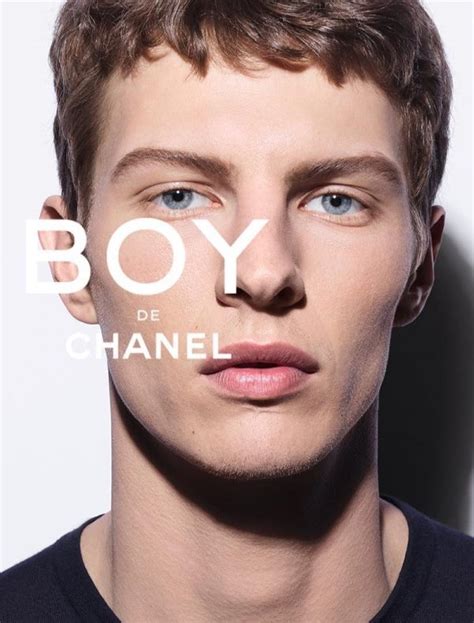 el boy de chanel|boy De Chanel eyeliner.